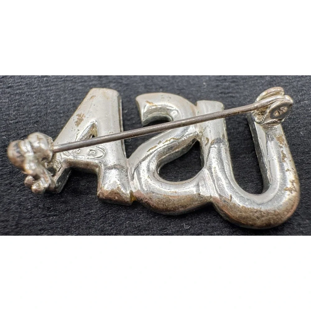 N A bold vintage